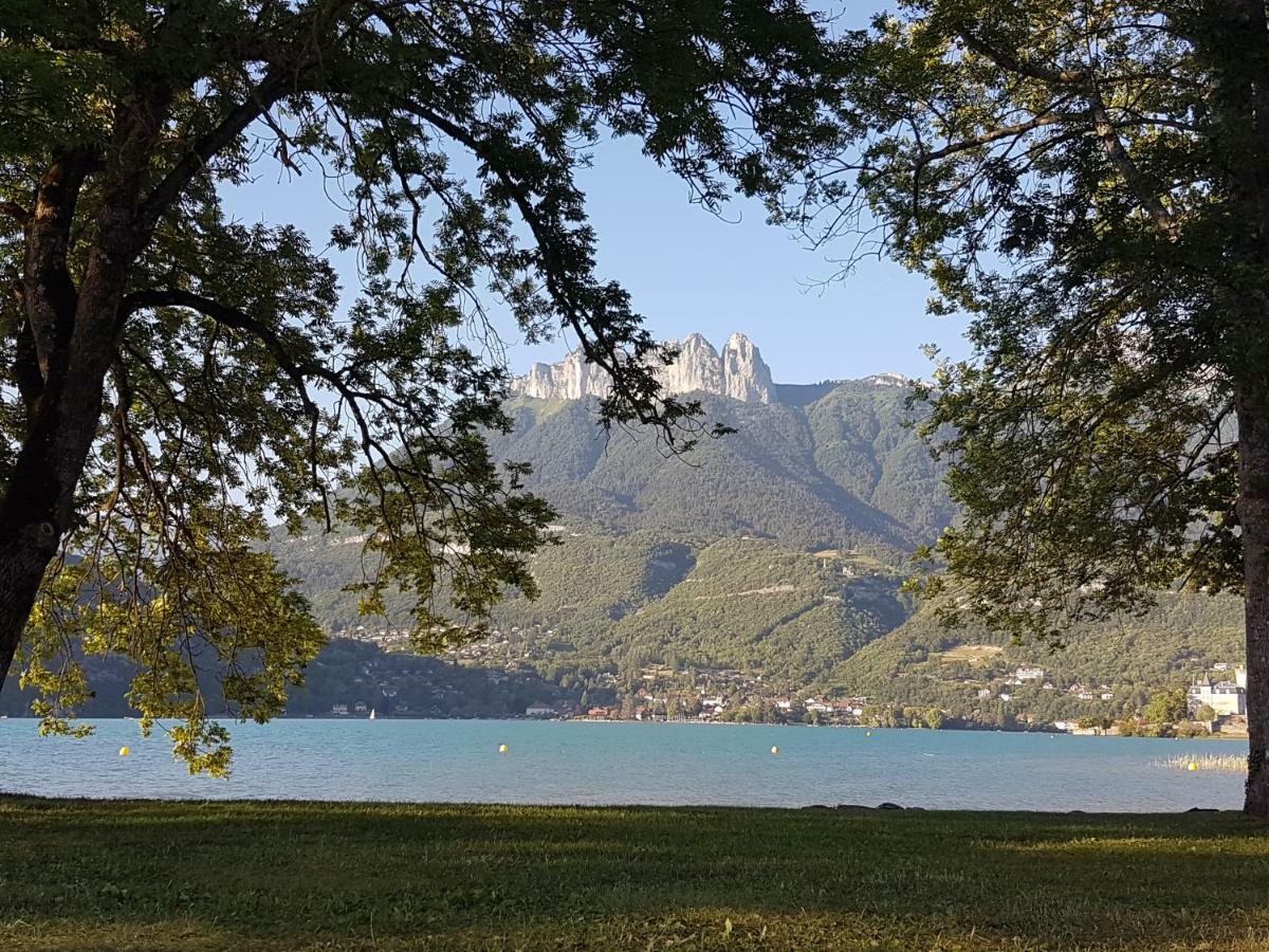 Lac Et Montagne Duingt Luaran gambar